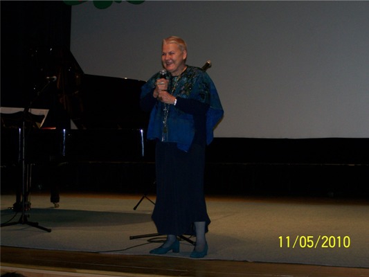 koncert charytatywny 2010 - Elżbieta Dzikowska